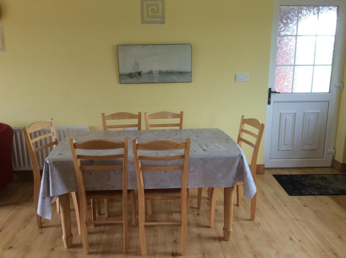 Rathgillen Mews Villa Nobber Buitenkant foto